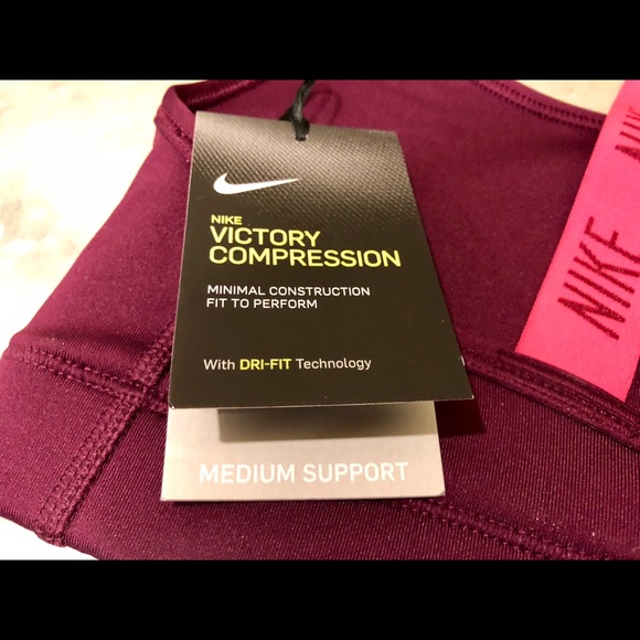 NWT Nike “Victory” Medium Support Sports Bra- XS - Picture 5 of 6